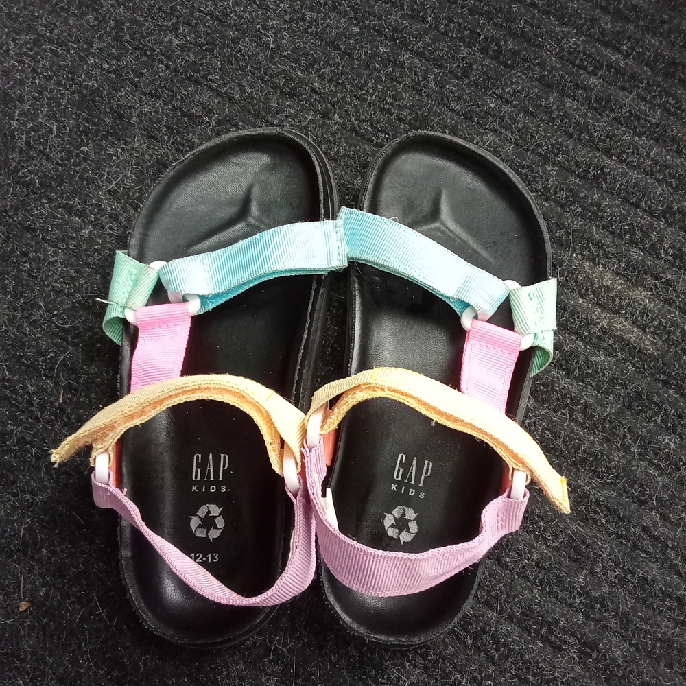 GAP Kids Colorful Strap Sandals